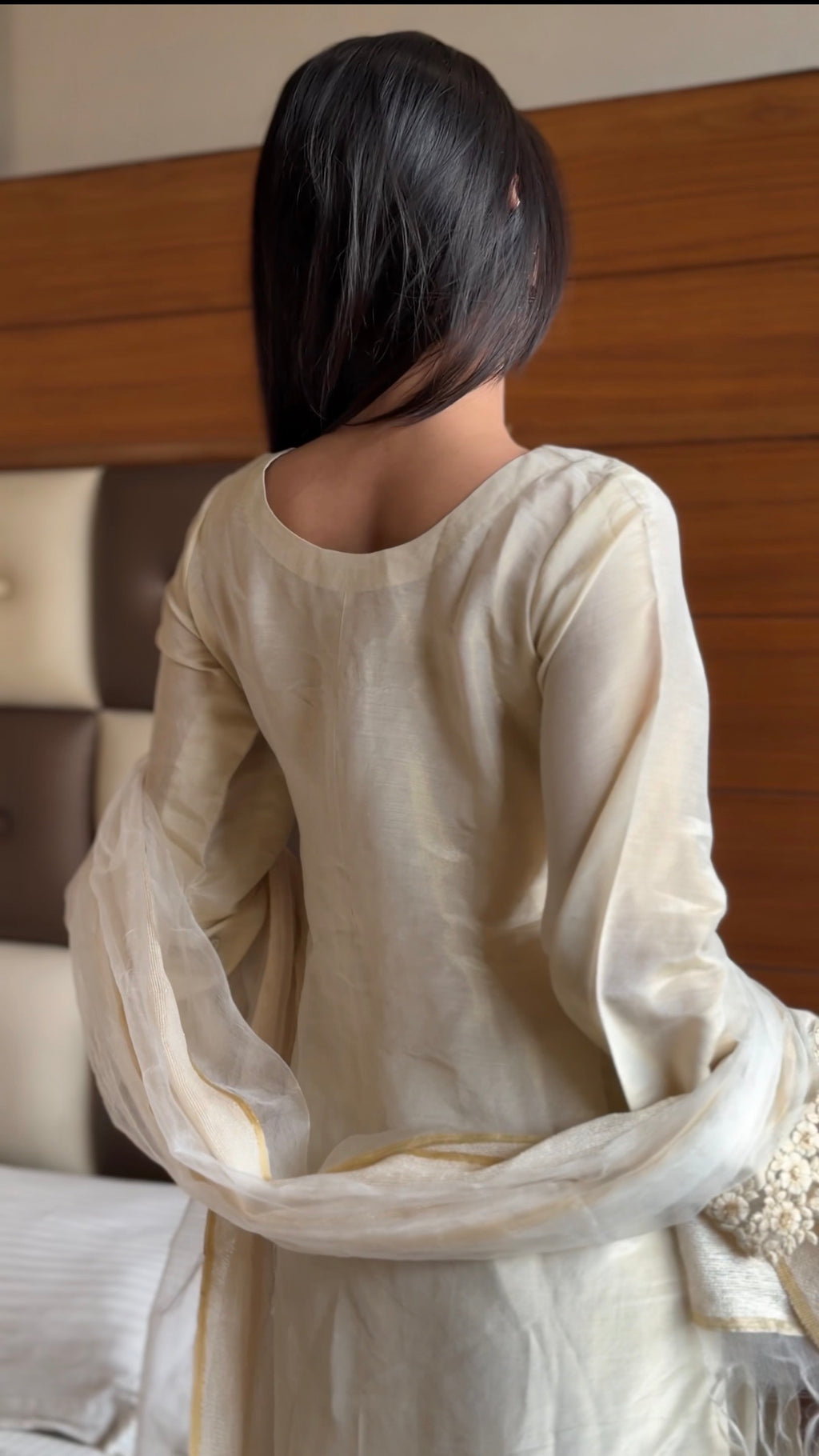 Ivory Pearl Cosmo 3-Piece Suit Set with Lace Detail & Tissue Dupatta