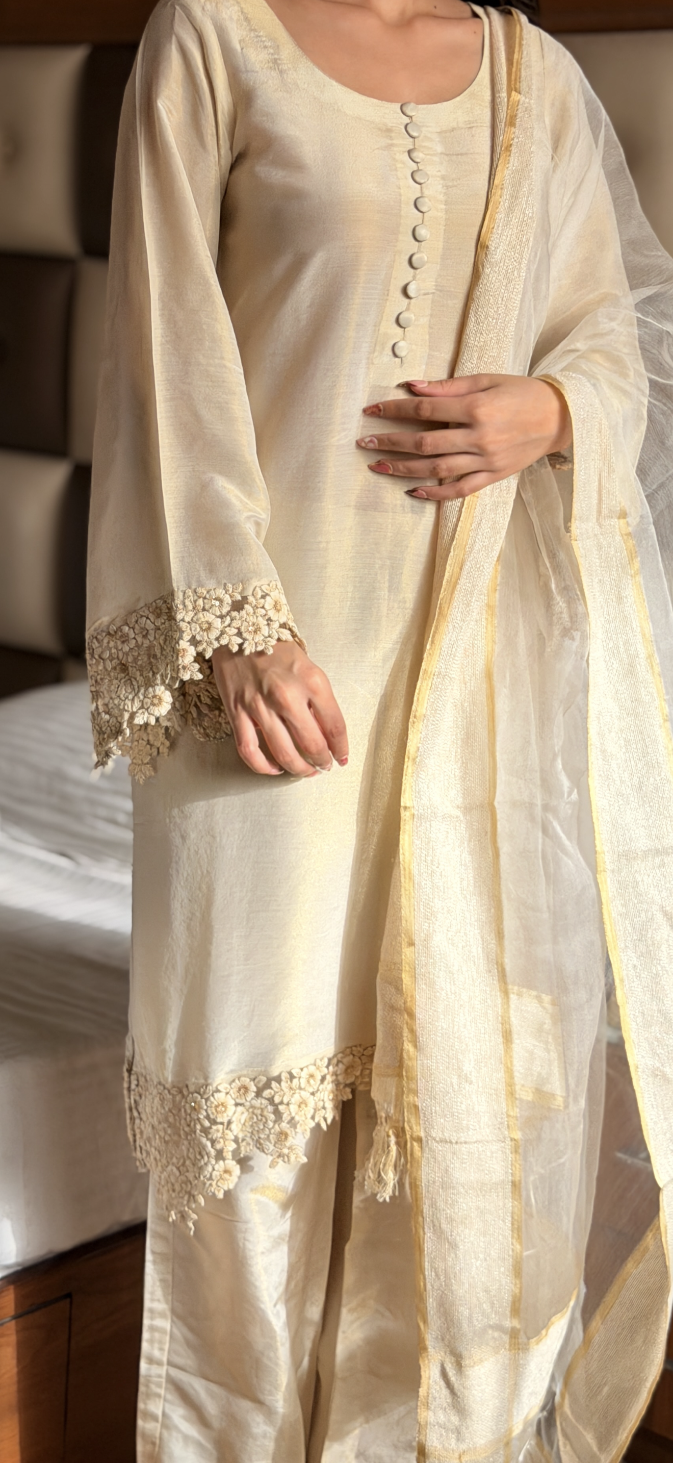 Ivory Pearl Cosmo 3-Piece Suit Set with Lace Detail & Tissue Dupatta