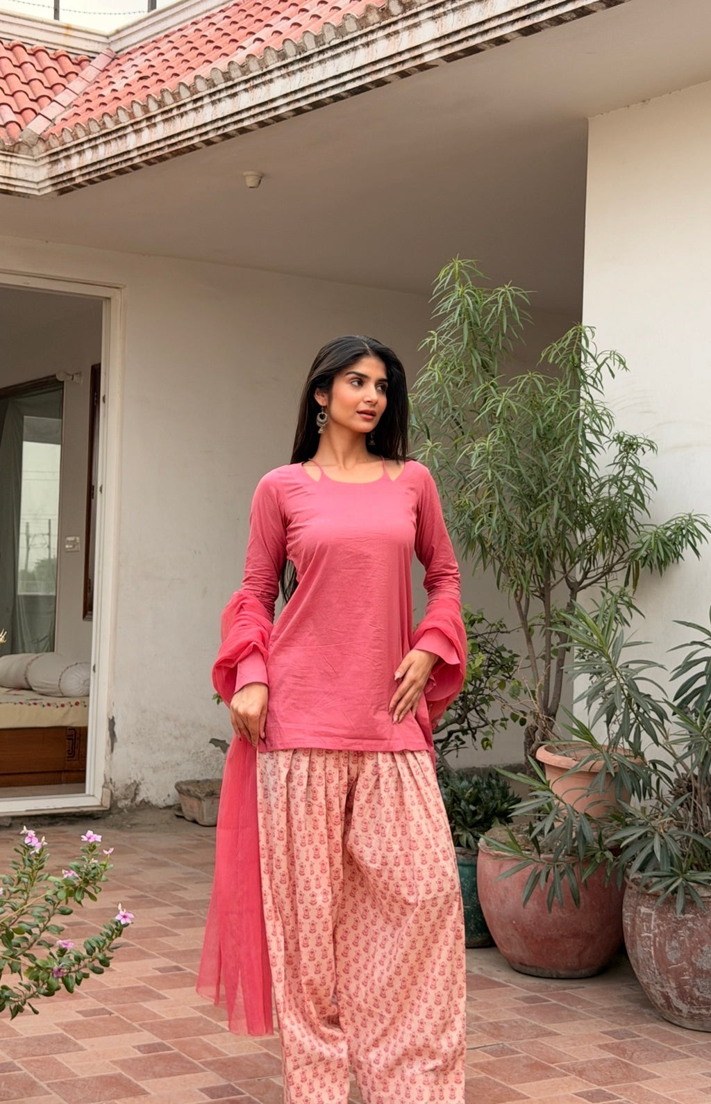 Rose Pink Cotton Kurta with Floral Farshi Shalwar & Chiffon Dupatta