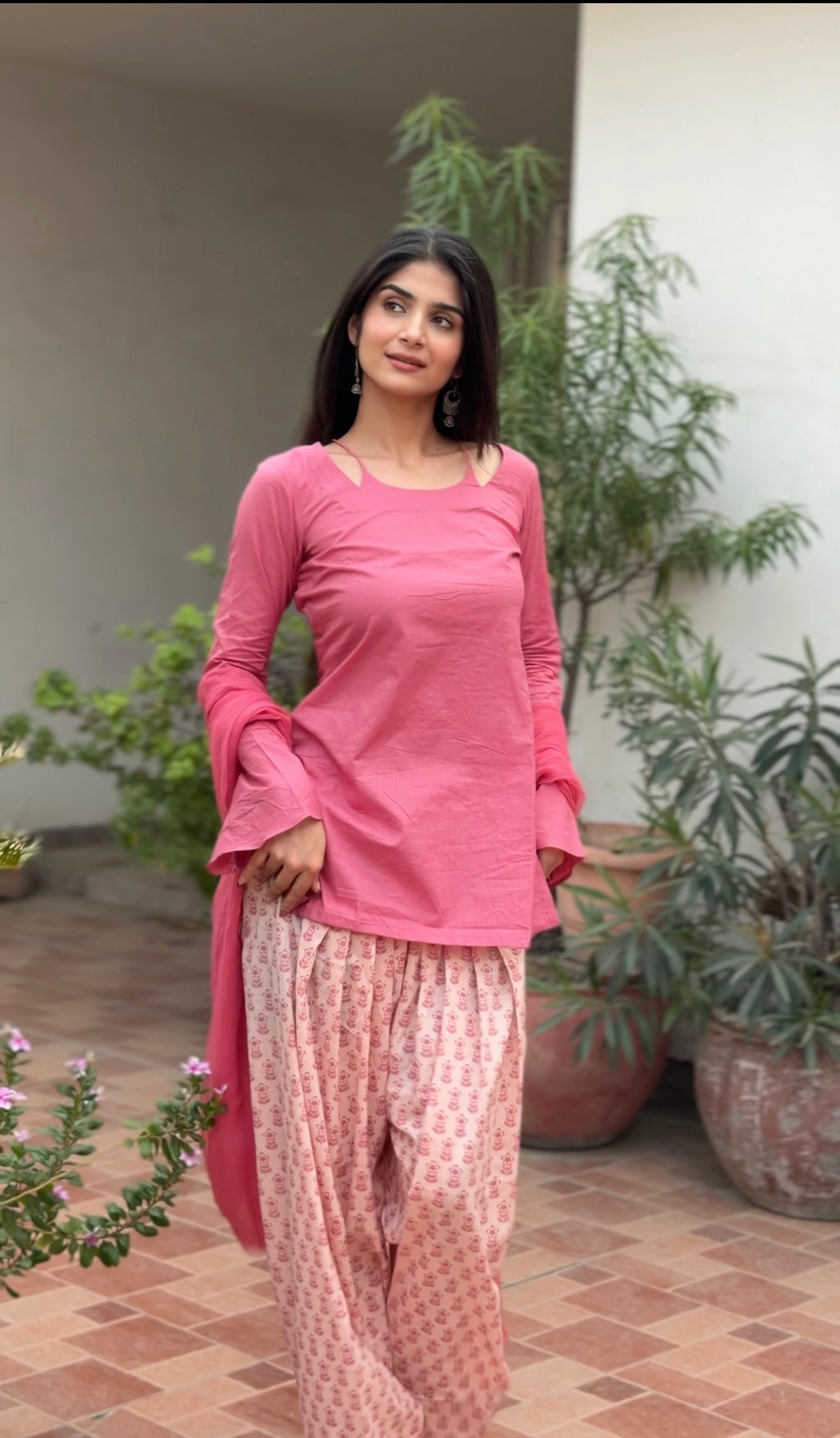 Rose Pink Cotton Kurta with Floral Farshi Shalwar & Chiffon Dupatta