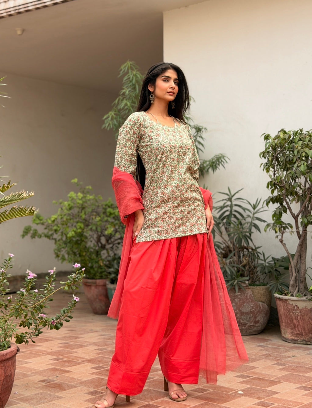 Floral Cotton Kurti with Coral Pink Farshi Shalwar & Chiffon Dupatta