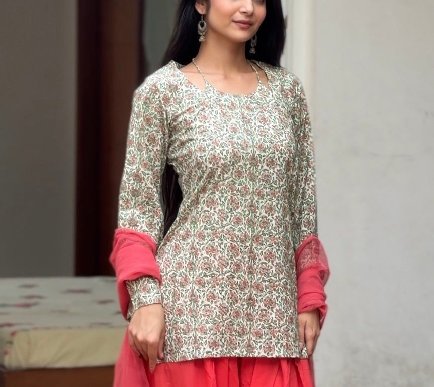 Floral Cotton Kurti with Coral Pink Farshi Shalwar & Chiffon Dupatta