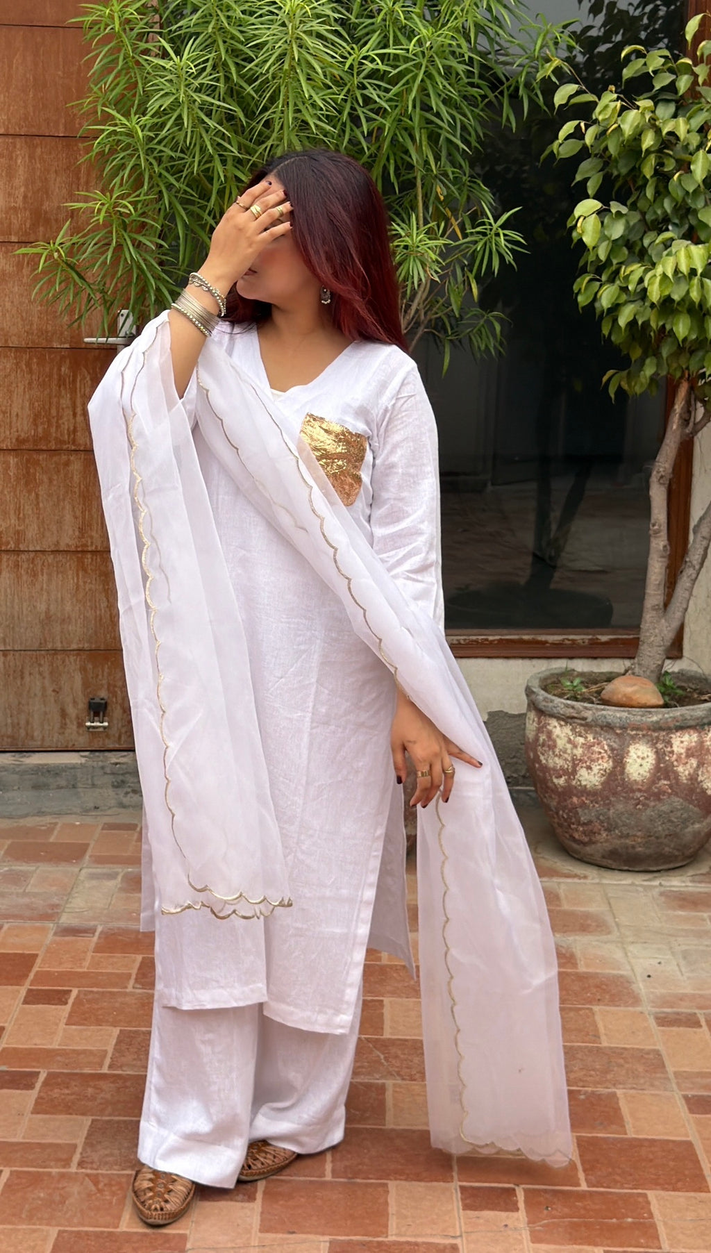 3-Piece Set — Pure White Linen Kameez with Gold Metallic Pocket, Gold Scallop Organza Dupatta & Wide Leg Trousers | ALBABS
