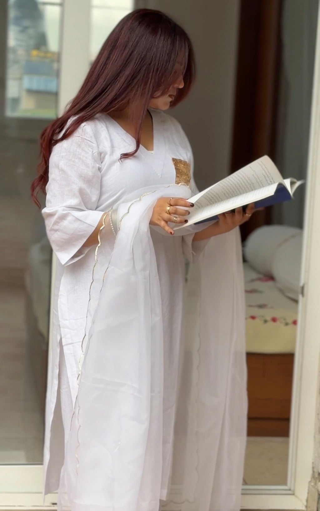 3-Piece Set — Pure White Linen Kameez with Gold Metallic Pocket, Gold Scallop Organza Dupatta & Wide Leg Trousers | ALBABS