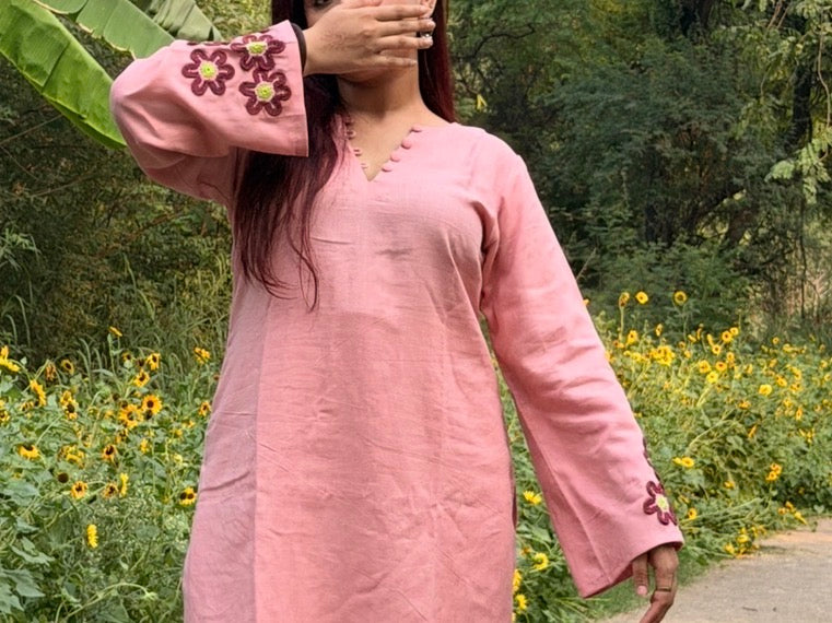 Bloom & Blush 2-Piece Set — Pure Pink Linen Kameez with Flower Patch Cuffs, Scallop Neckline & Bell Bottom Trousers | ALBABS