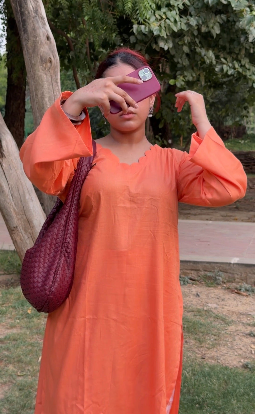Peach 2-Piece Set — Rayon Cotton Kameez with Kangura Scallop Neck, Flared Sleeves & Gingham Straight Pants | ALBABS